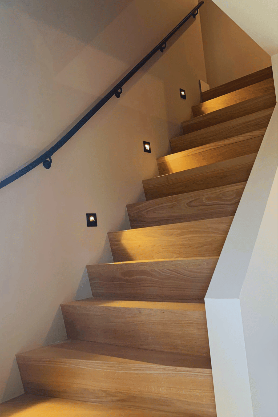 traprenovatie met PVC in kleur eiken